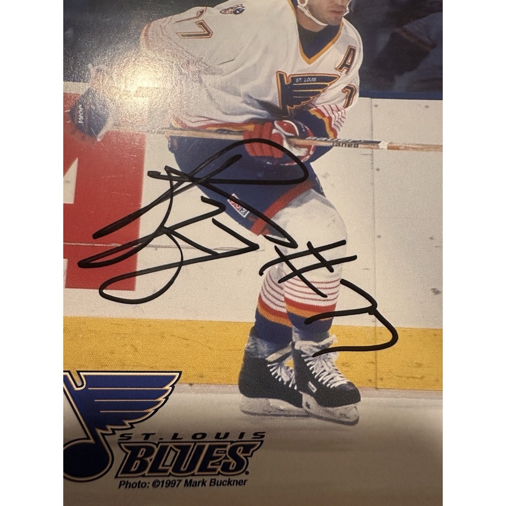 1997 Pierre Turgeon Autographed Card #77 St Louis Blues 4x6" RARE NHL Autograph - Picture 2 of 3